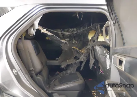 2022 Ford Explorer Xlt из США, поврежденный, VIN 1FMSK8DH8NGB65273